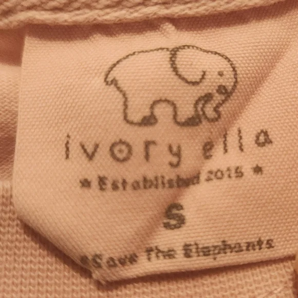 Ivory Ella Light Pink Graphic Long sleeve T-Shirt size S - Picture 4 of 6